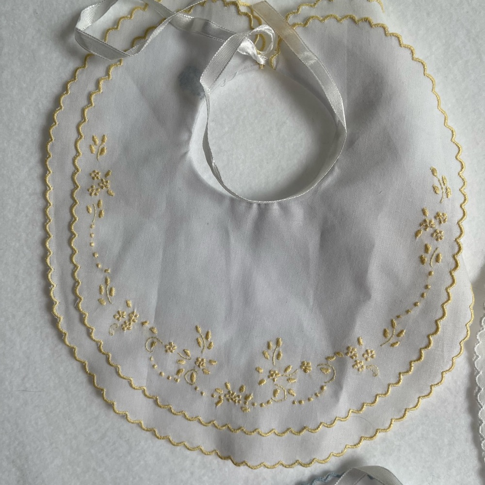 Embroidered baby bibs 3 pack - Picture 4 of 5